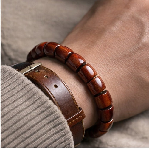 Natural Red Wood Barrel Bead Bracelet – Vintage Minimalist, Stretch Fit